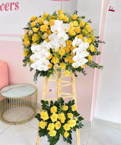 Kệ Hoa Khai Trương Tấn Đạt