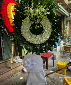 Lẵng hoa chia buồn